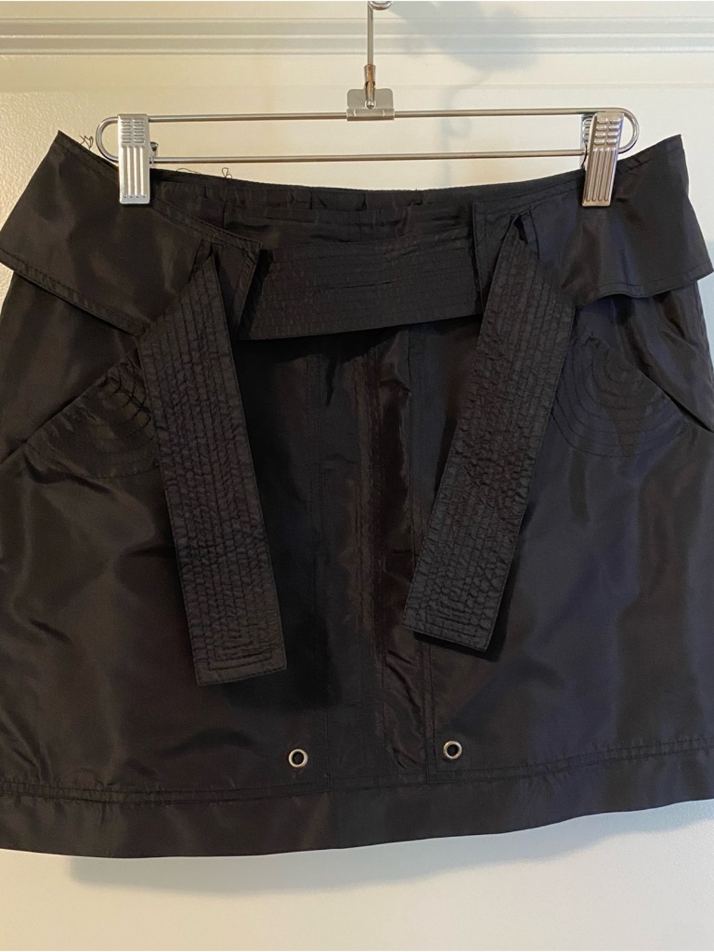 Gucci Black Textured Mini Skirt with Branded Waist Label